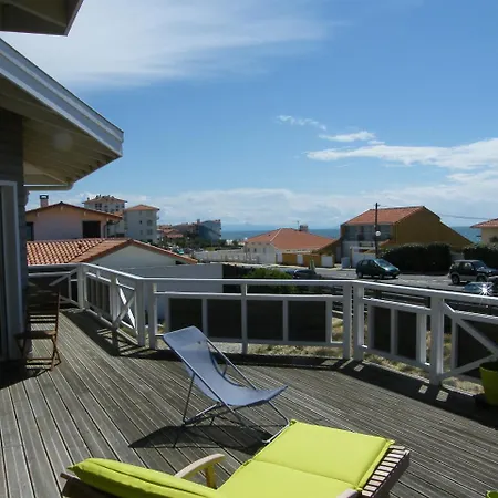 8 Personnes Vue Mer #0369